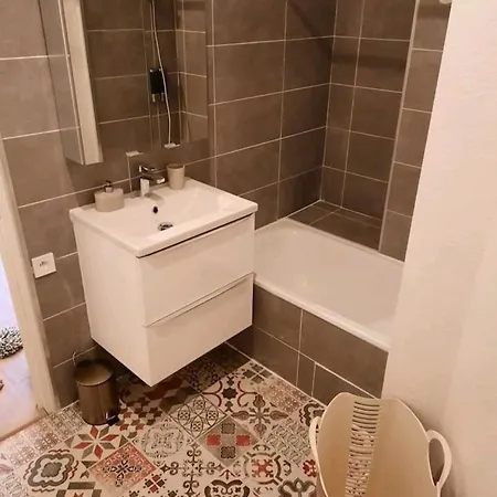 Le Golden Magnifique Centre